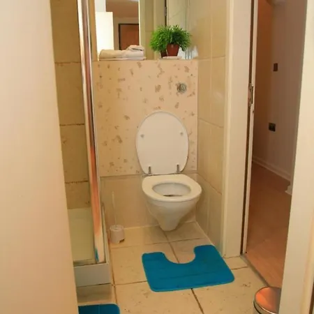 New Cosy 3bd Flat Minutes To Leeds City Centre Apartment *